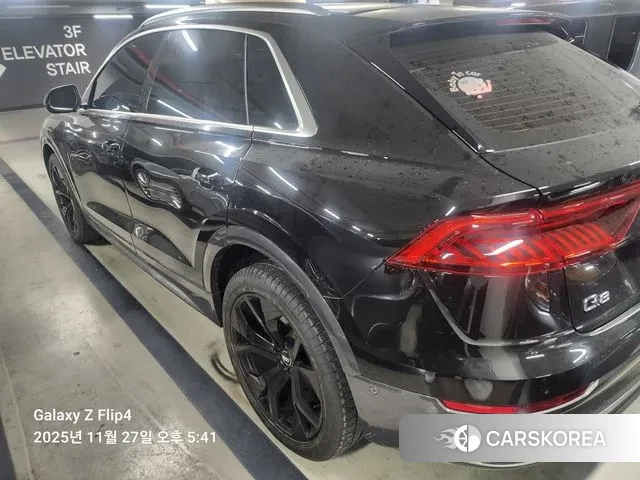 Audi Q8 (4M) 2023 Черный из Кореи, фото 2
