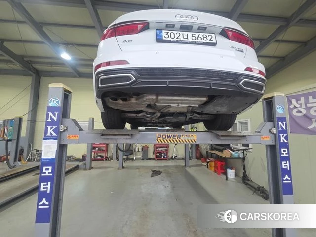 Audi A6 (C8) 2023 Белый из Кореи, фото 2