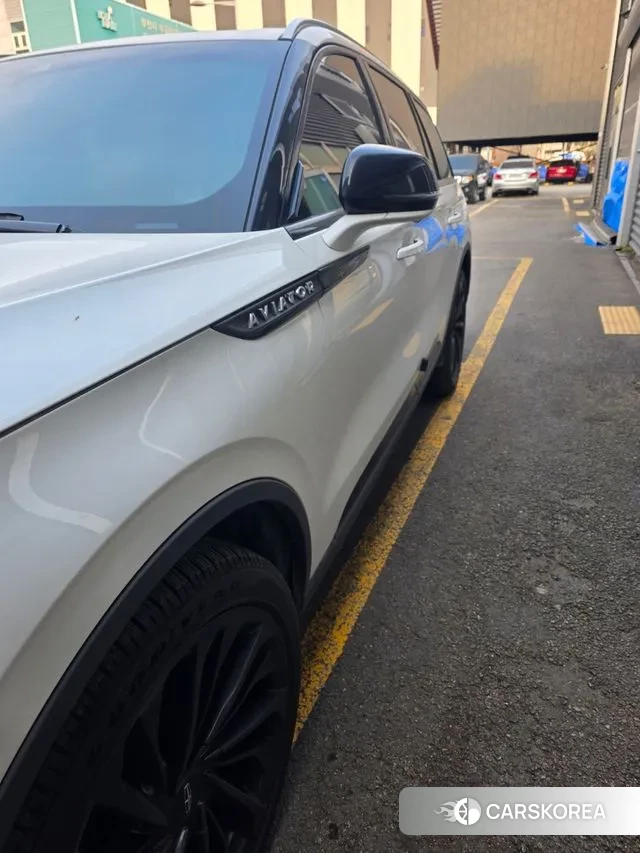 Lincoln Aviator 2nd generation 2021 Белый из Кореи, фото 2