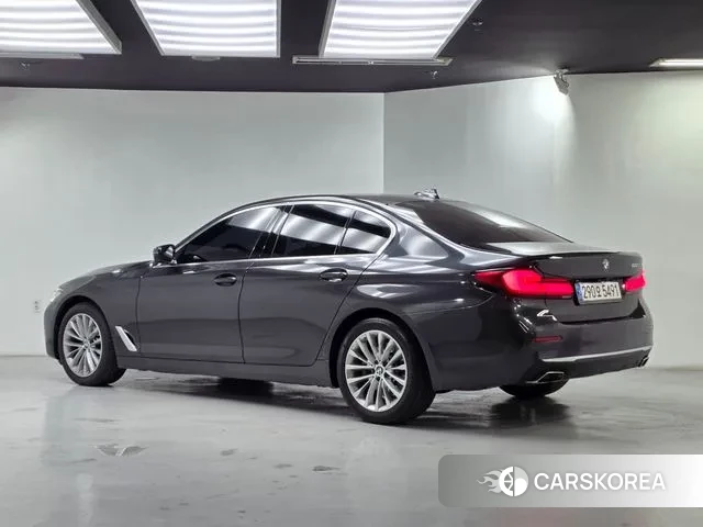 BMW 5 Series (G30) id 3340494 из Кореи 12