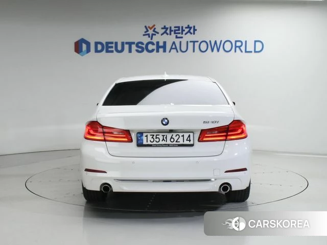 BMW 5 Series (G30) id 4224914 из Кореи 10