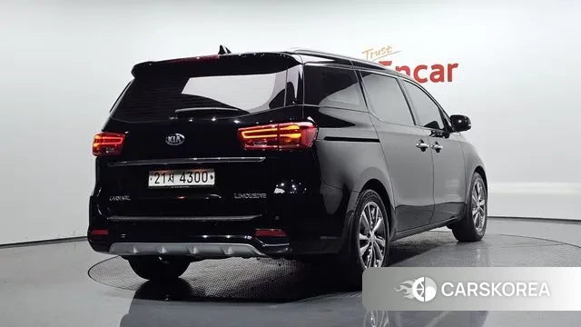 Kia The New Carnival id 3402892 из Кореи 12