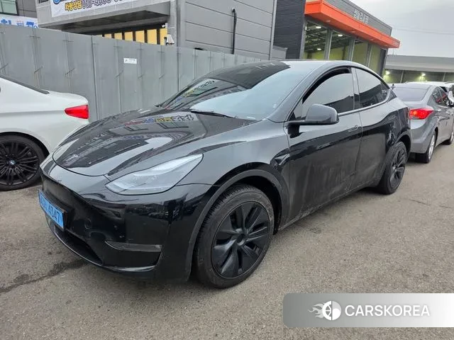Tesla Model Y 2024 Черный из Кореи, фото 3