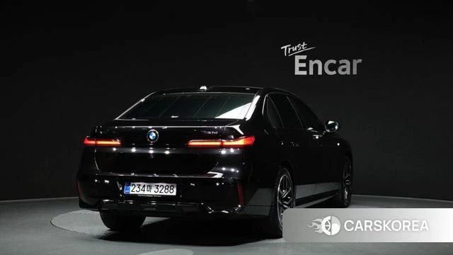 BMW 7 Series (G70) id 3858143 из Кореи 12