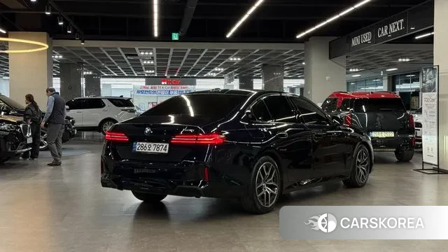 BMW 5 Series (G60) id 3272601 из Кореи 12