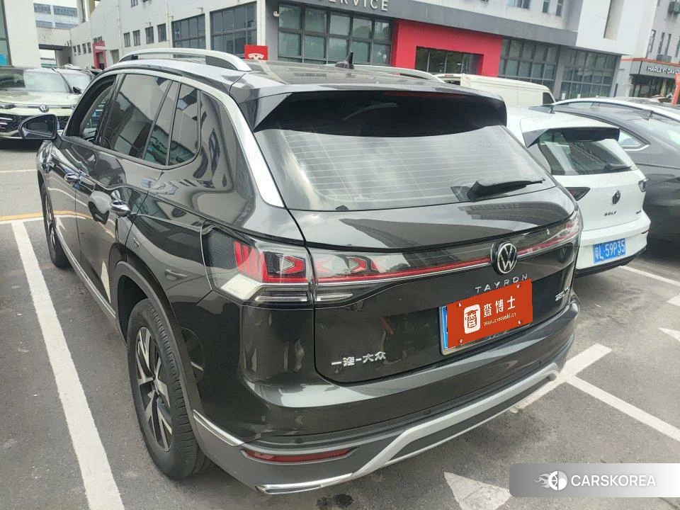 Volkswagen Tanyue 2022 Черный из Китая, фото 2