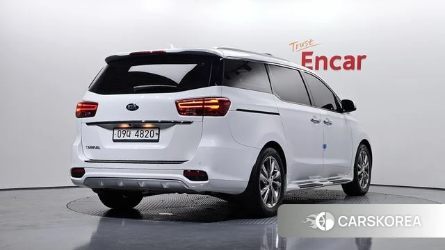 Kia The New Carnival id 3942783 из Кореи 12