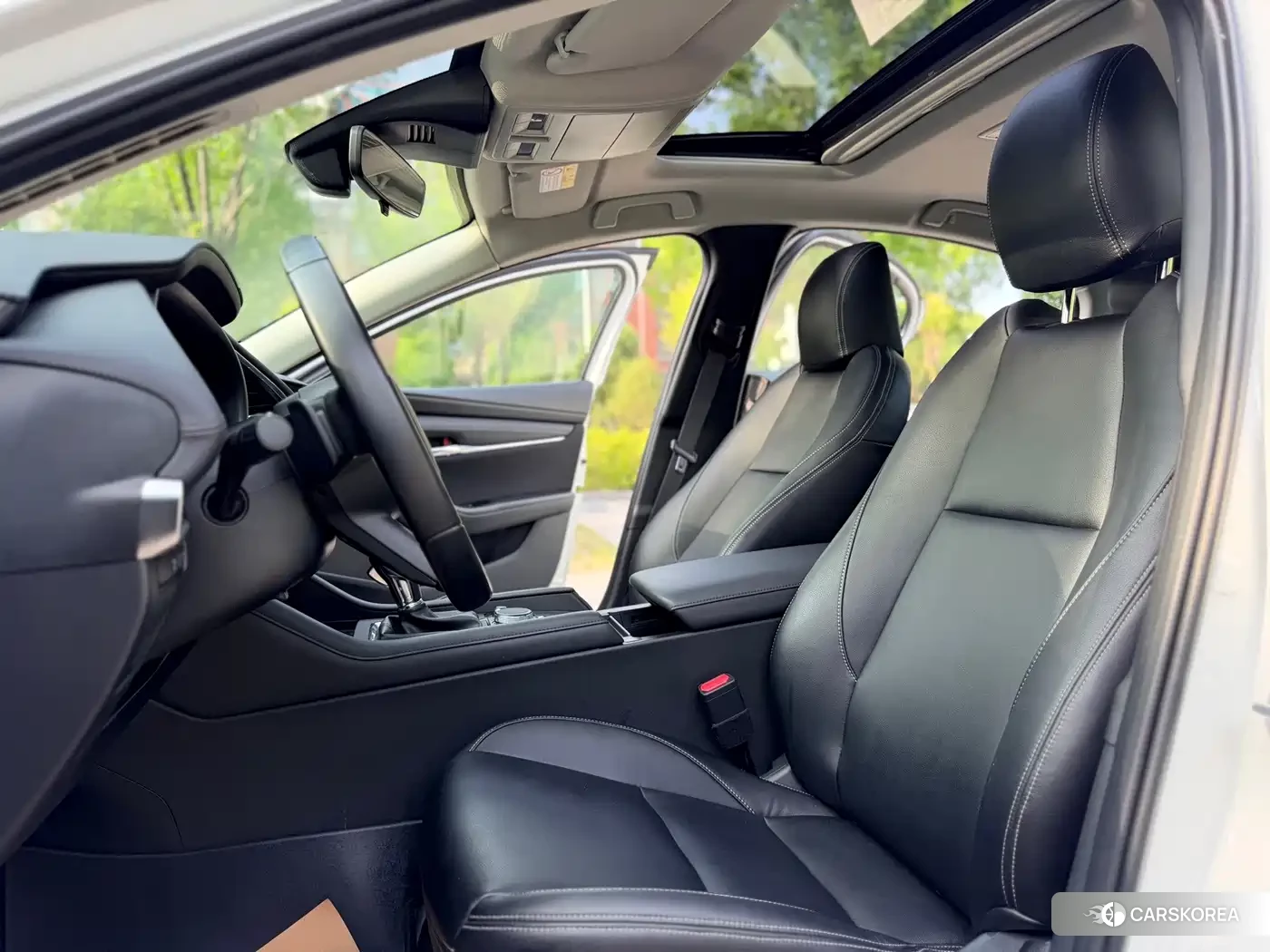 Mazda 3 2024 Белый из Китая, фото 4