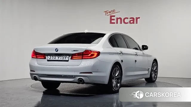 BMW 5 Series (G30) id 3374983 из Кореи 12