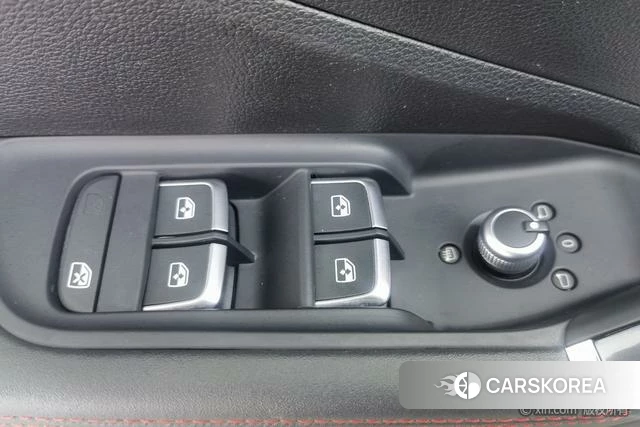Audi Q2L id 4298140 из Китая 12