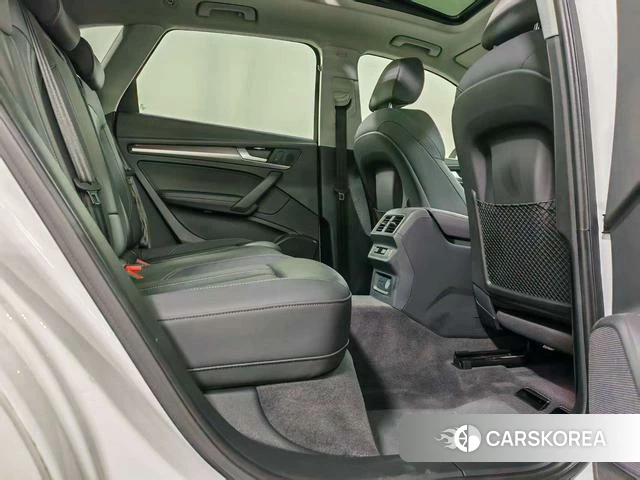 Audi Q5L id 4263820 из Китая 9
