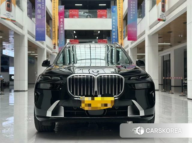 BMW X7 2023 Черный из Китая, фото 3