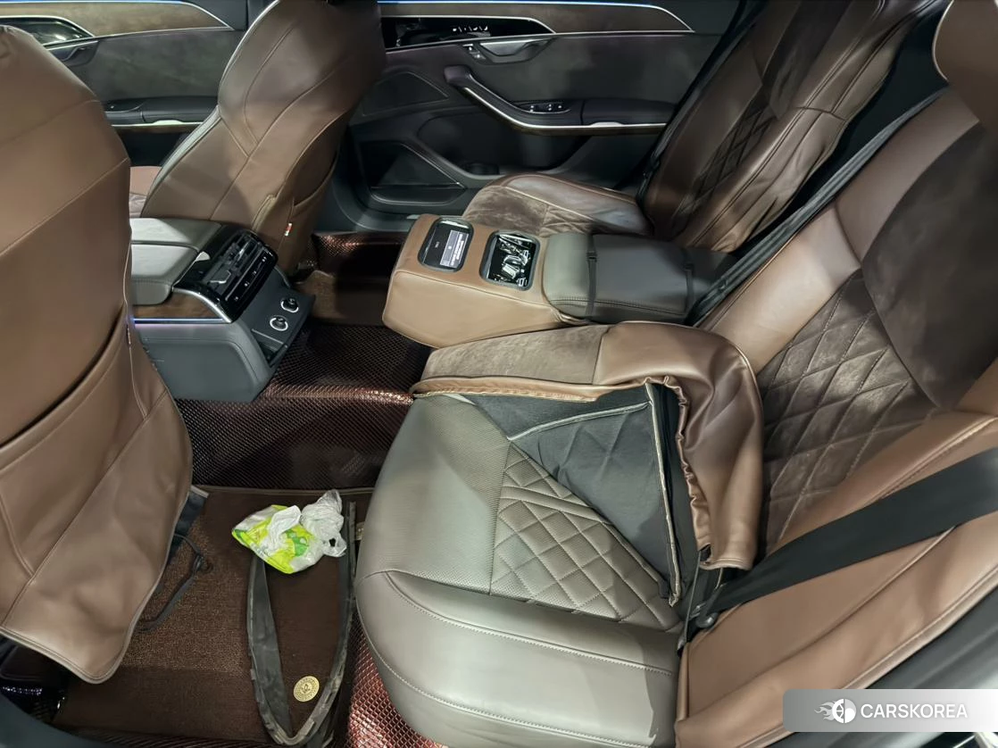 Audi A8 2020 Черный из Китая, фото 3