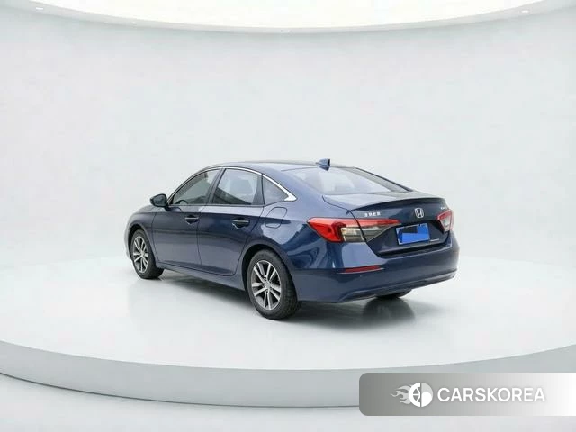 Honda Civic id 4276890 из Китая 7