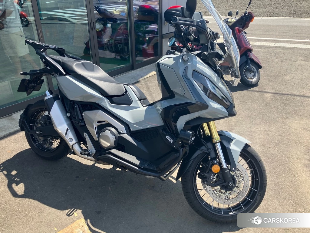 Проданный Honda X-ADV 750 2022 из Японии