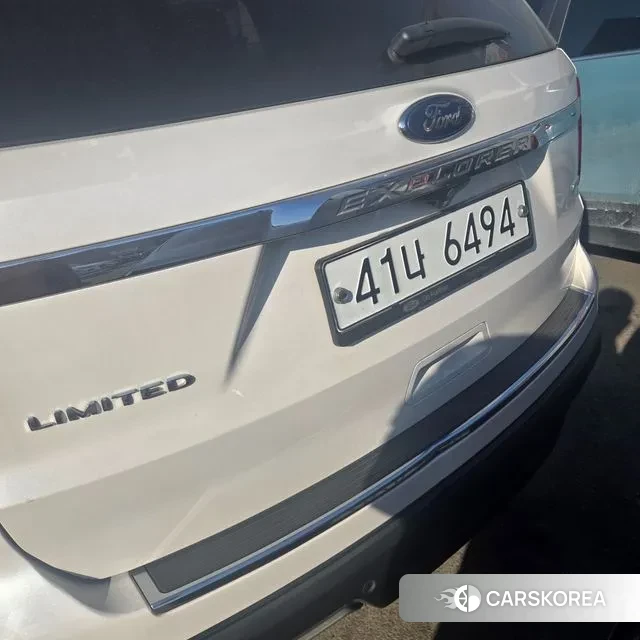 Ford Explorer 2018 Белый из Кореи, фото 2