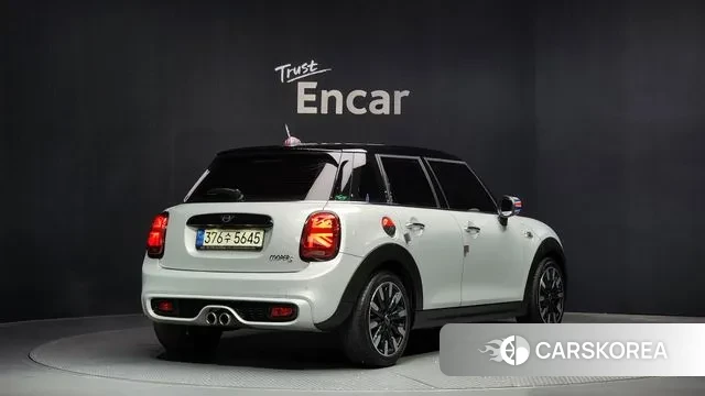 Mini Cooper S id 3479227 из Кореи 12