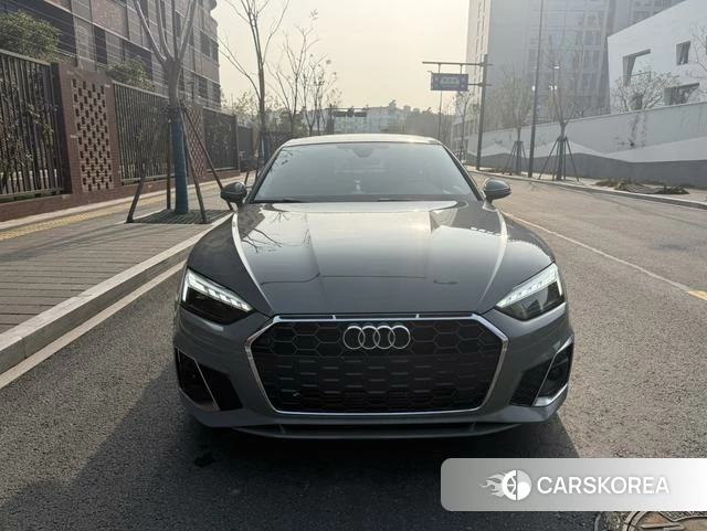 Audi A5 2021 Темно-серый из Китая, фото 2