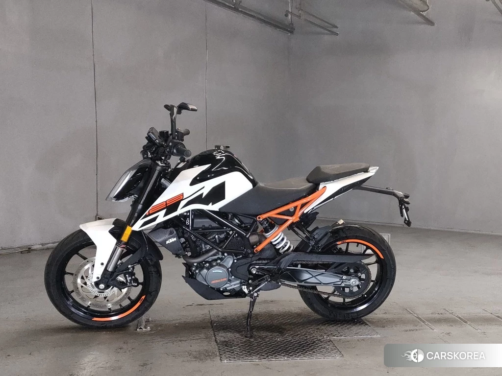 Проданный KTM 125 DUKE 2018 из Японии, фото 2