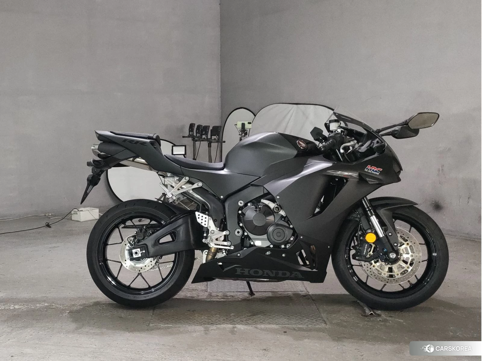 Проданный Honda CBR600RR id 4012515 из Японии, фото 3