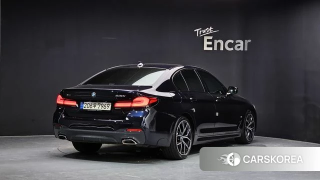 BMW 5 Series (G30) id 4618142 из Кореи 12