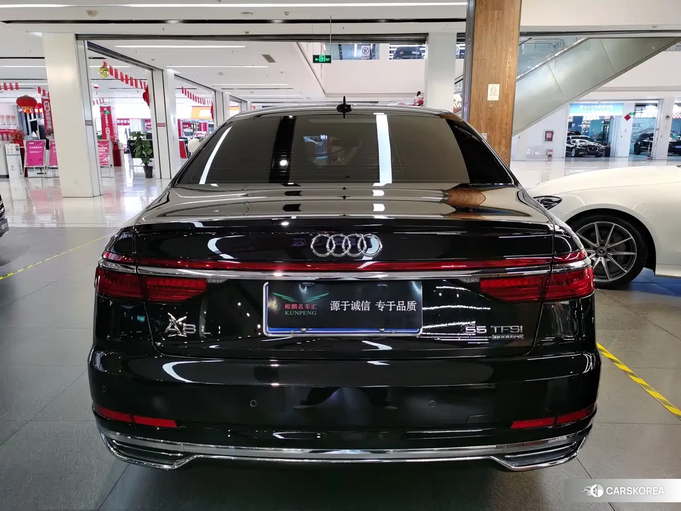 Audi A8 id 4583865 из Китая 7