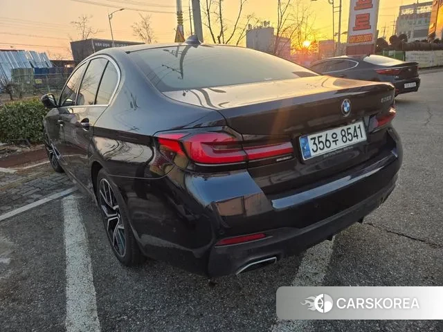 BMW 5 Series (G30) 2021 Черный из Кореи, фото 2