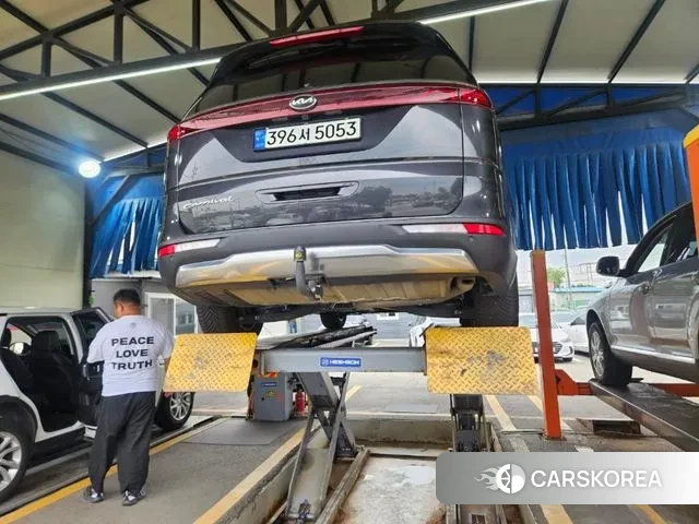 Kia Carnival 4th generation 2020 Серый из Кореи, фото 2