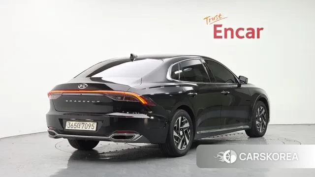 Hyundai The New Grandeur IG Hybrid id 3323384 из Кореи 12