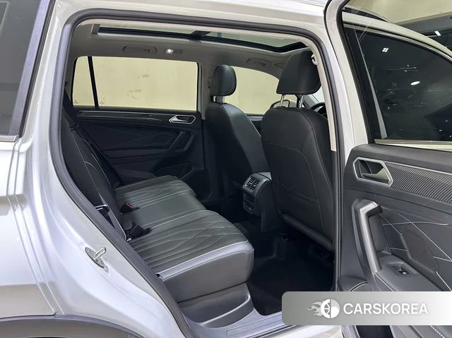 Volkswagen Tiguan L 2024 Белый из Китая, фото 6