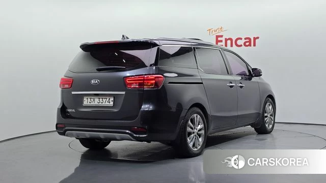 Kia The New Carnival id 4693980 из Кореи 12