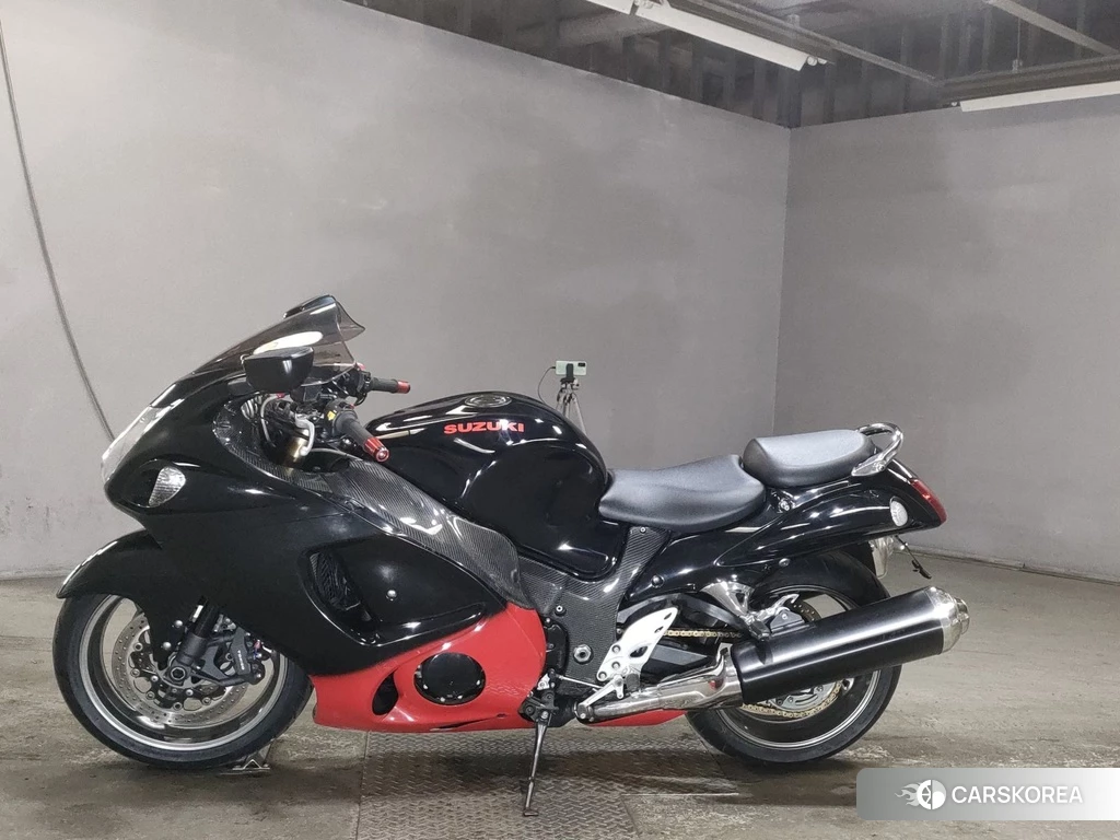 Проданный Suzuki GSX1300R HAYABUSA 2010 из Японии