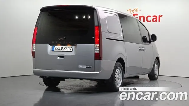 Hyundai Staria id 2210085 из Кореи 12