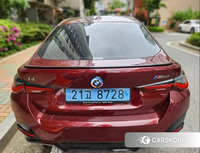 BMW i4 2023 Красный из Кореи, фото 2