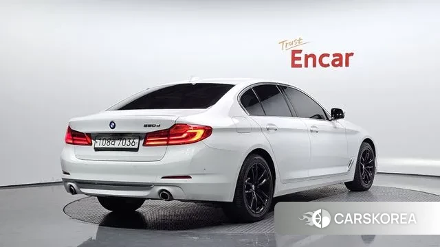 BMW 5 Series (G30) id 3666405 из Кореи 12