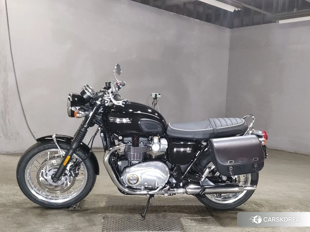 Проданный OTHER TRIUMPH T120 BONNEVILLE 2023 из Японии, фото 2