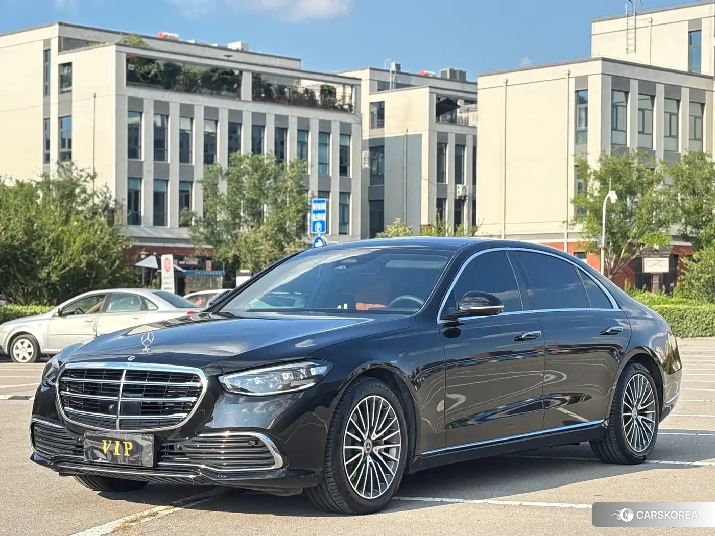 Mercedes-Benz S-Class 2024 Черный из Китая, фото 2
