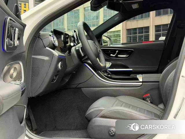 Mercedes-Benz Class C 2024 Белый из Китая, фото 3