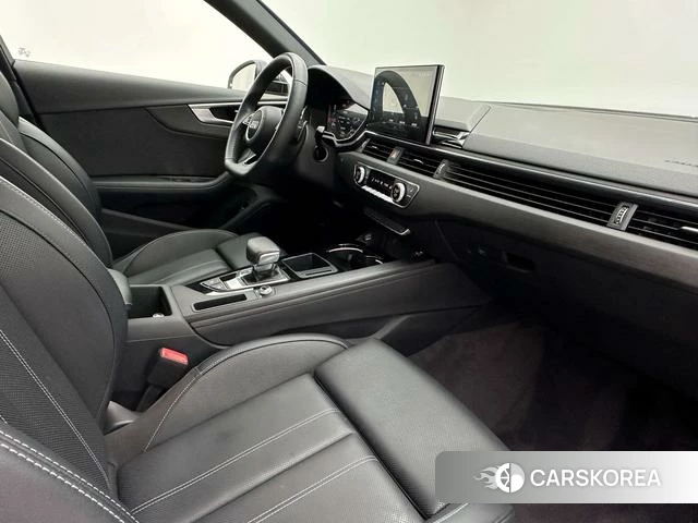 Audi A4L id 3857979 из Китая 12