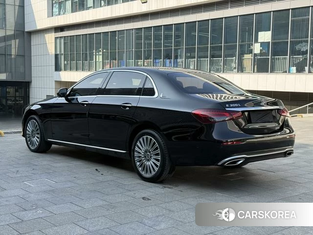 Mercedes-Benz E-class id 4333517 из Китая 12