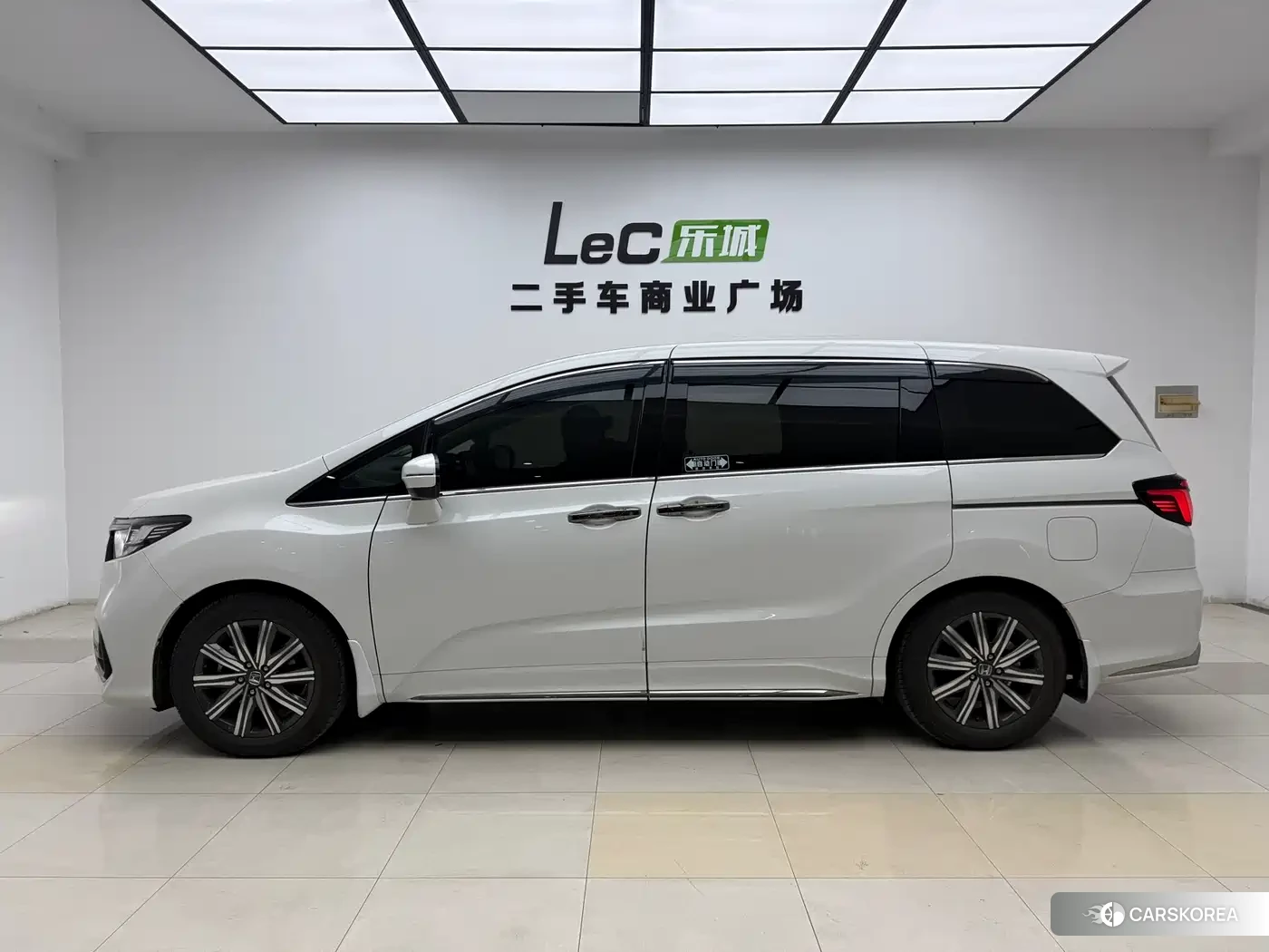 Honda Odyssey id 4559727 из Китая 12