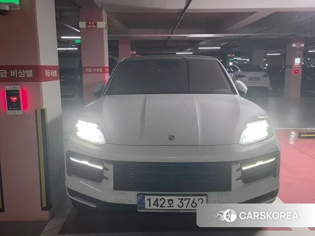 Porsche Cayenne (PO536) 2025 Белый из Кореи, фото 2