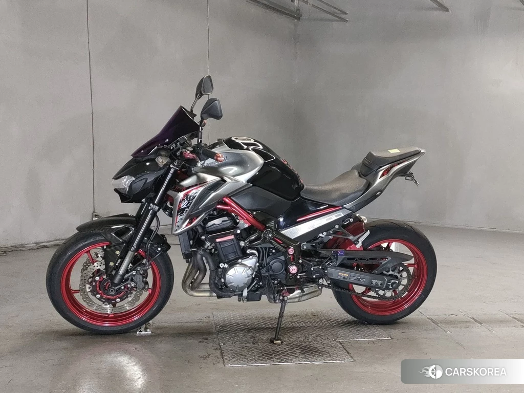 Проданный Kawasaki Z900 2018 из Японии