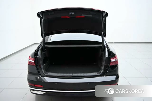 Audi A6L id 4210559 из Китая 12
