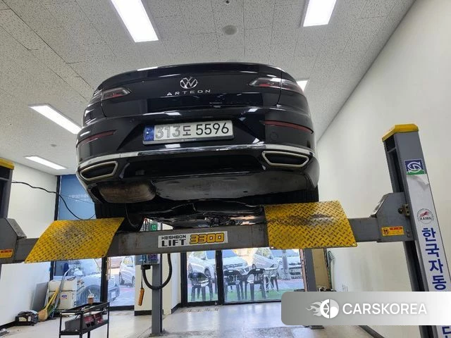 Volkswagen Arteon 2022 Черный из Кореи, фото 2