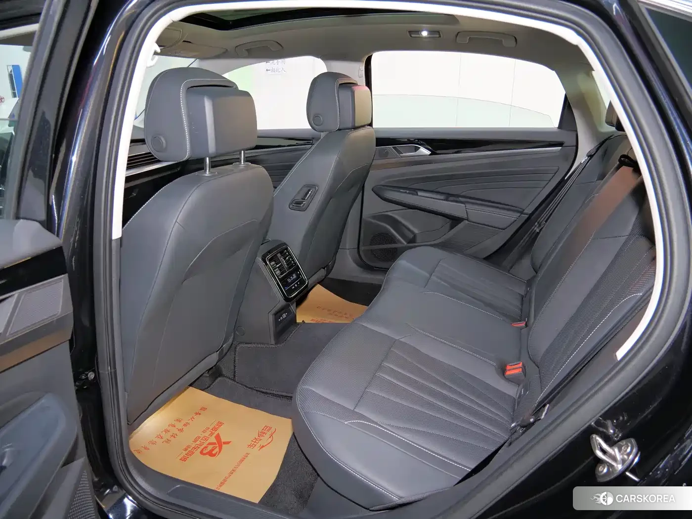Volkswagen Passat id 4547275 из Китая 10