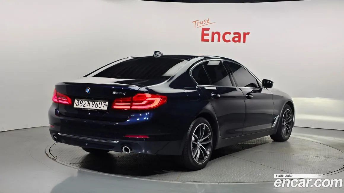 BMW 5 Series (G30) id 2145078 из Кореи 12