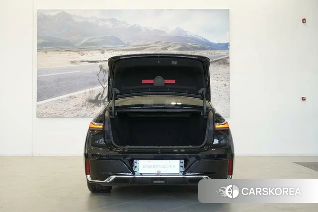 BMW i7 id 4273150 из Китая 12