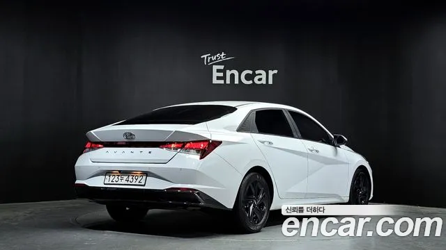 Hyundai Avante Hybrid (CN7) id 2698212 из Кореи 12