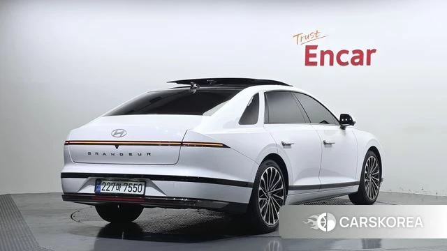 Hyundai Grandeur (GN7) id 4388191 из Кореи 12